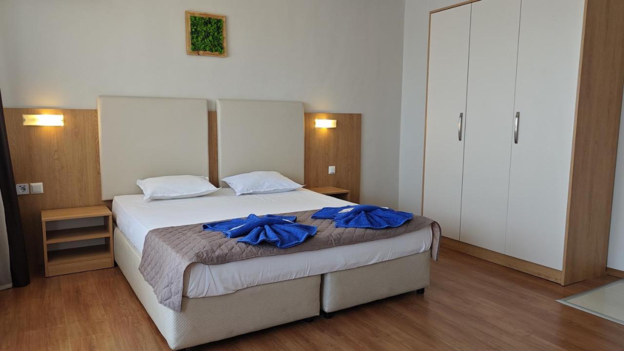 Family Hotel Milev Sveti Vlas Exterior photo
